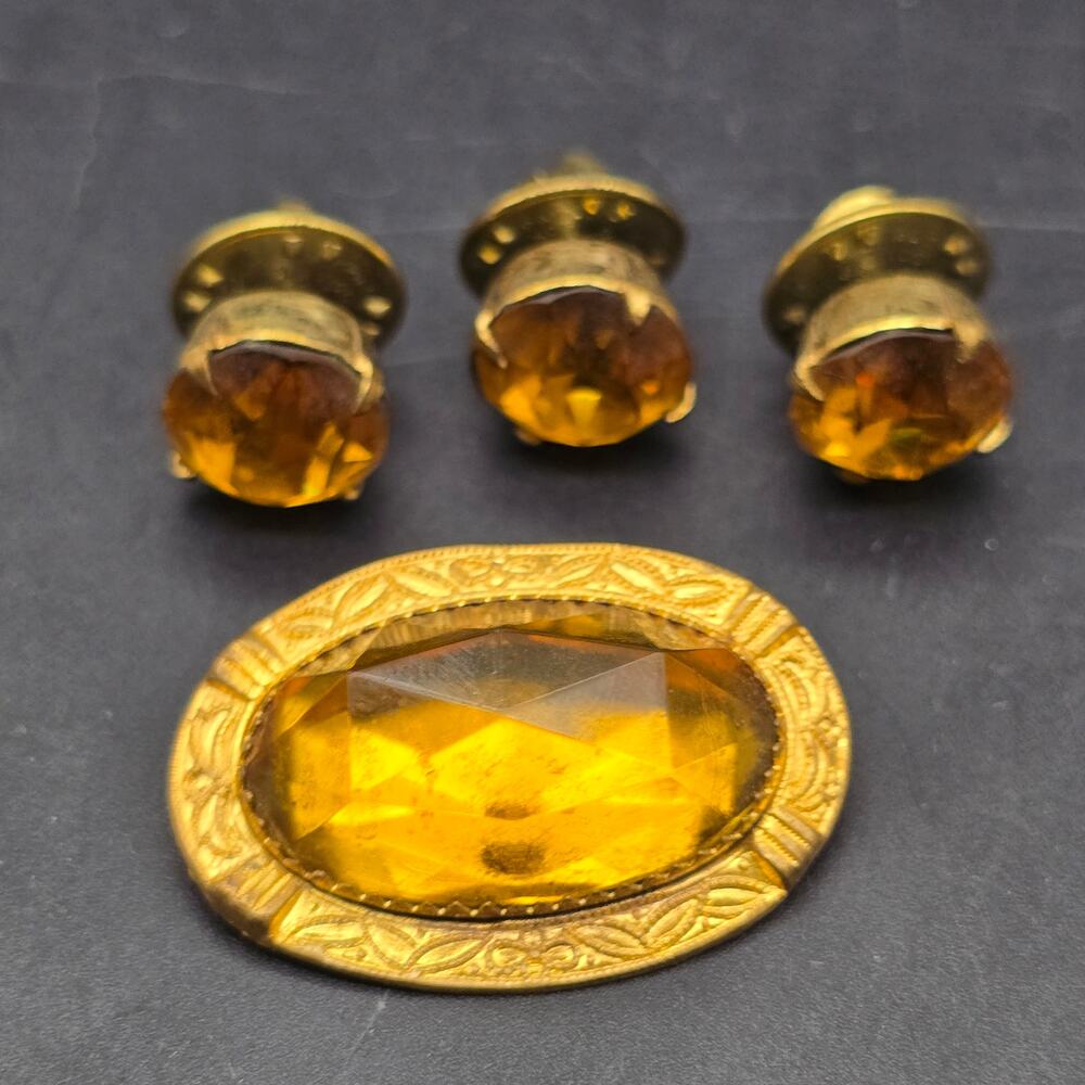 Vintage Yellow Amber Glass Brooch Scatter Pins C Clasp Gold Tone